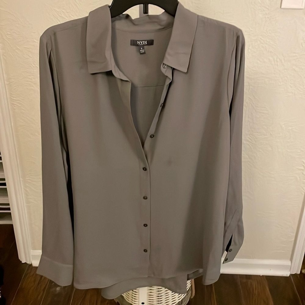 NYDJ gray blouse